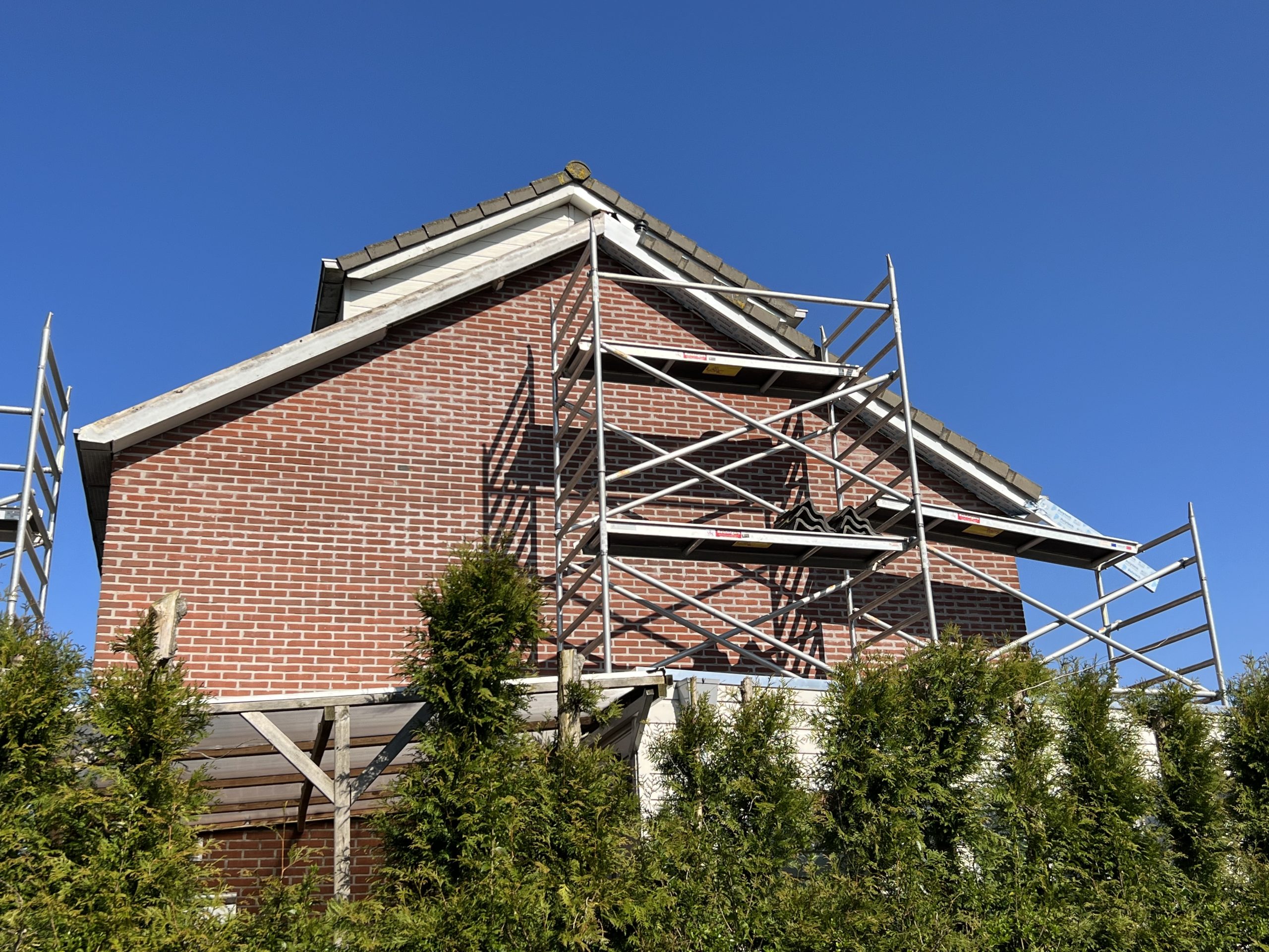 Dakgoten, dakrenovatie in groningen Noord nederland